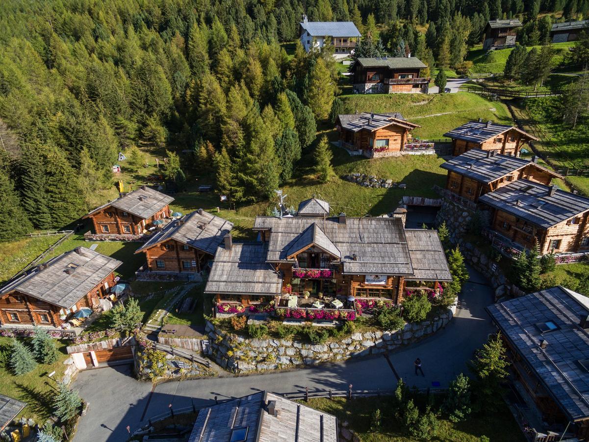 Park Chalet Village Livigno Kültér fotó